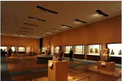 人潮涌动的北京,我们也可以来一款叫做 朝九晚五 的跟团休闲游产品