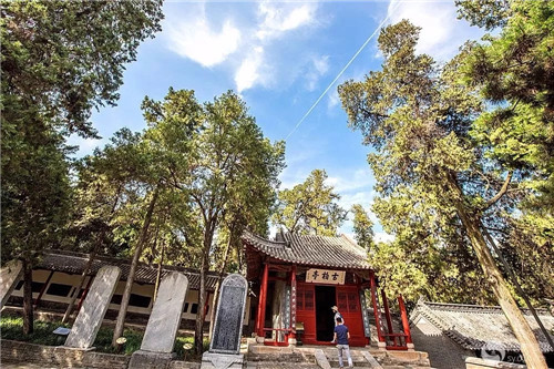 南阳卧龙岗文化园奠基开工