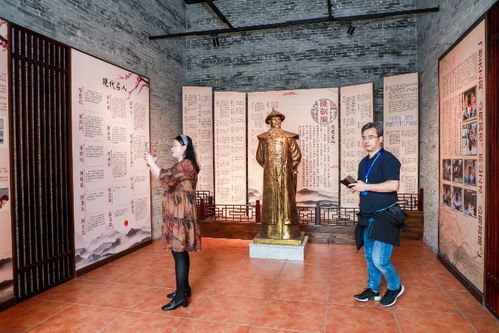 宗祠文化园中感受乡村振兴新画卷——全国城市网媒大咖齐聚三水白坭